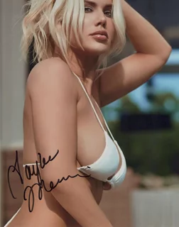 Tayler Mercier autograph