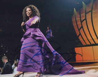 Oprah Winfrey autograph