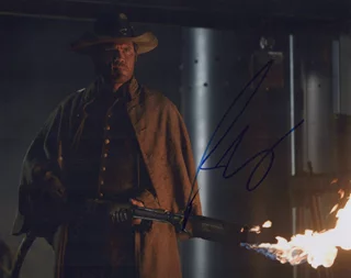 Josh Brolin autograph
