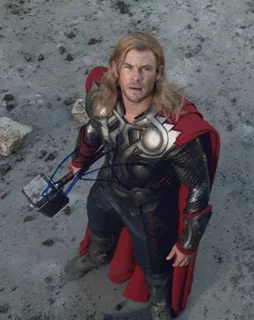 Chris Hemsworth autograph
