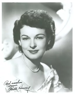 Ruth Hussey autograph