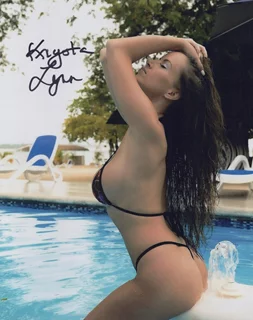 Krysta Lynn autograph