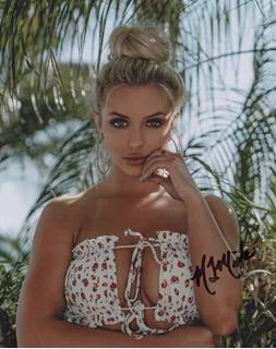 Makenna Miller autograph