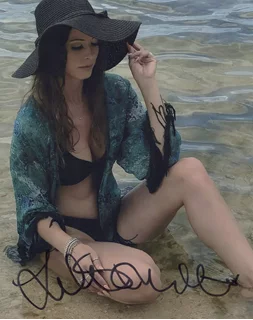 Lillie Suzanne autograph