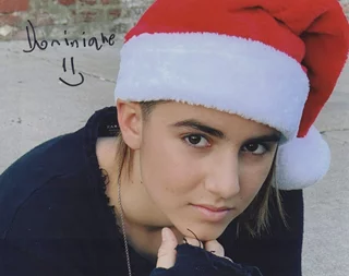 Dominique Llie autograph