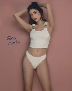 Gina Maria autograph