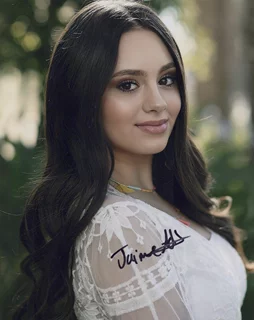 Jaime Adler autograph