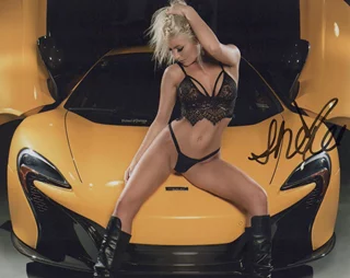 Sheree Hartt autograph