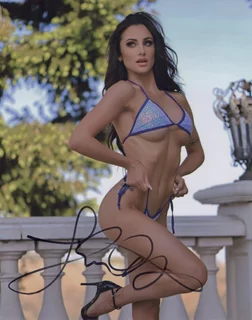 Hanna Carter autograph
