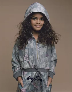 Angelina Marie autograph