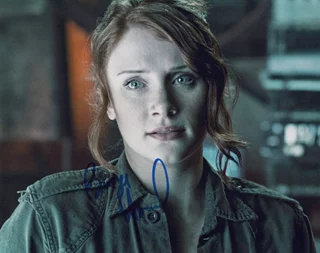 Bryce Dallas Howard autograph