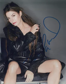 Sela Ward autograph