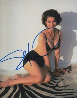 Sela Ward autograph