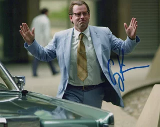 Greg Kinnear autograph