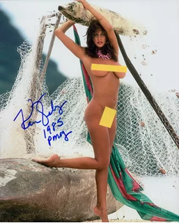 Karen Velez autograph