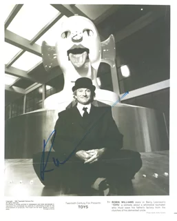 Robin Williams autograph