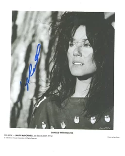 Mary McDonnell autograph