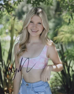 Taylor McVeigh autograph