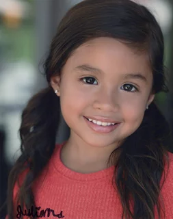 Juliana Gamiz autograph