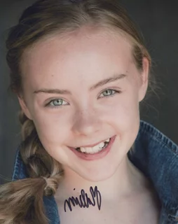 Mila Nabours autograph