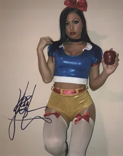 Hannah Stein autograph