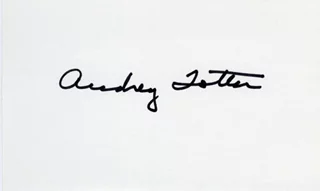 Audrey Totter autograph