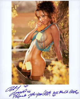 Ida Ljungqvist autograph