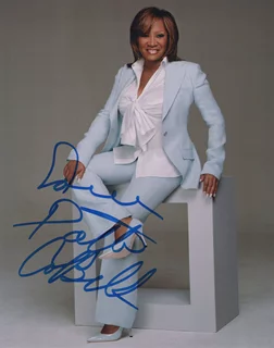 Patti LaBelle autograph
