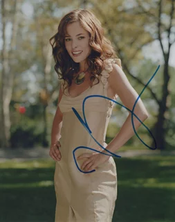 Parker Posey autograph