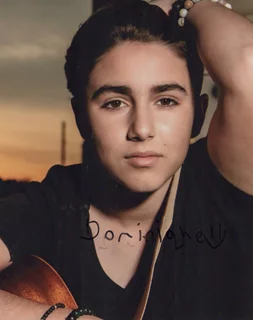 Dominique Llie autograph