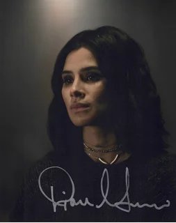 Diane Guerrero autograph