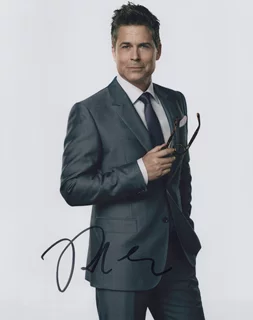Rob Lowe autograph