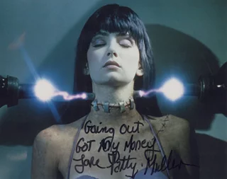 Patty Mullen autograph