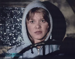 Denise Galik autograph