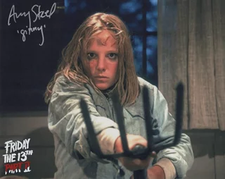Amy Steel autograph