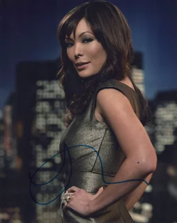 Lindsay Price autograph