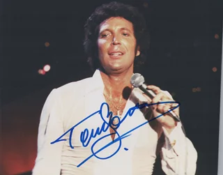 Tom Jones autograph