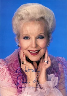 Anna Lee autograph
