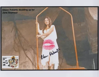 Eileen Roberts autograph