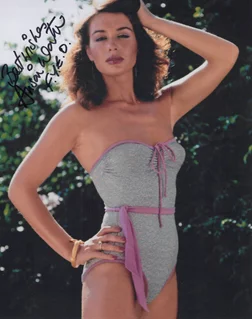 Alison Worth autograph