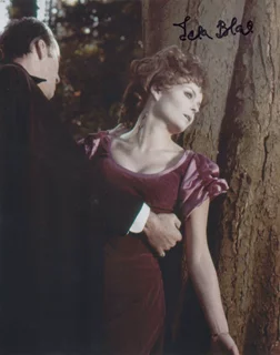 Isla Blair autograph