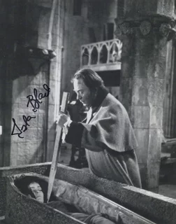 Isla Blair autograph