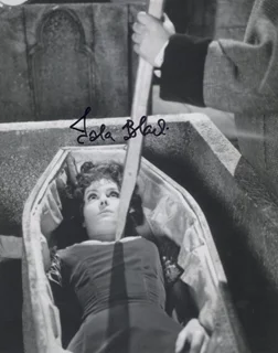 Isla Blair autograph