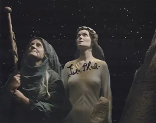 Isla Blair autograph