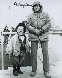 Anthony Waye autograph