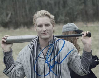 Peter Facinelli autograph