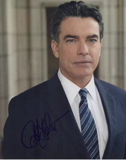 Peter Gallagher autograph