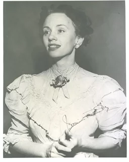 Jessica Tandy autograph