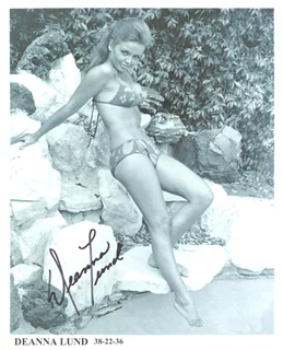 Deanna Lund autograph