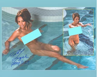 Ida Ljungqvist autograph